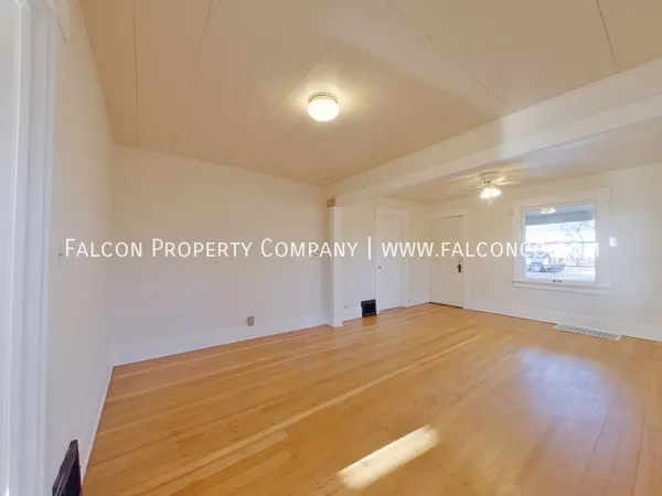 2 bedrooms apartment for rent in Old Colorado City - Central COS, Colorado Springs