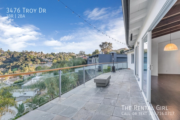 3 bedrooms apartment for rent in Toluca Lake - San Fernando Valley, Los Angeles