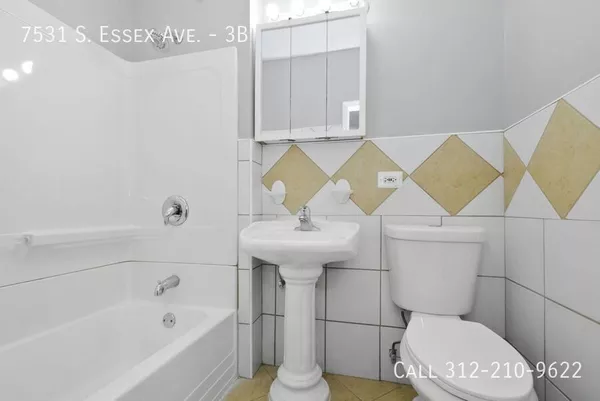 2 bedrooms apartment for rent in South Shore - South Side, Chicago