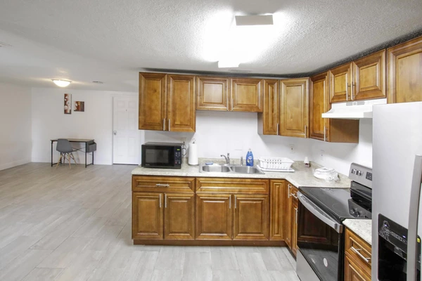 Coliving in East Lake-Orient Park - East Tampa, Tampa