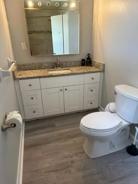 Coliving in Oak Ridge - West Orlando, Orlando