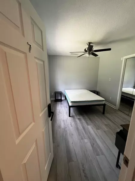 Coliving in Oak Ridge - West Orlando, Orlando