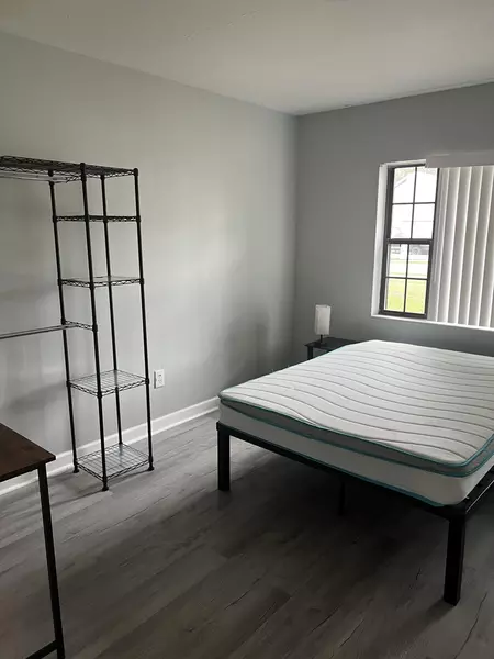 Coliving in Oak Ridge - West Orlando, Orlando