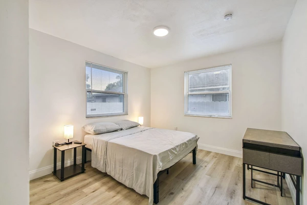 Coliving in Lealman - Clearwater-St. Petersburg, Tampa