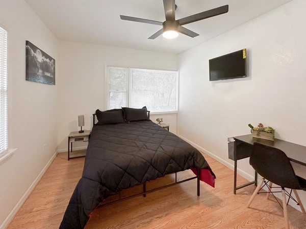 Coliving in Lealman - Clearwater-St. Petersburg, Tampa