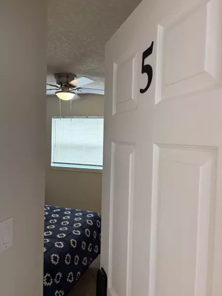 Coliving in Melbourne - Outer Orlando, Orlando