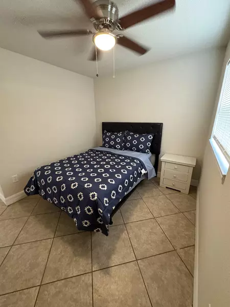 Coliving in Melbourne - Outer Orlando, Orlando