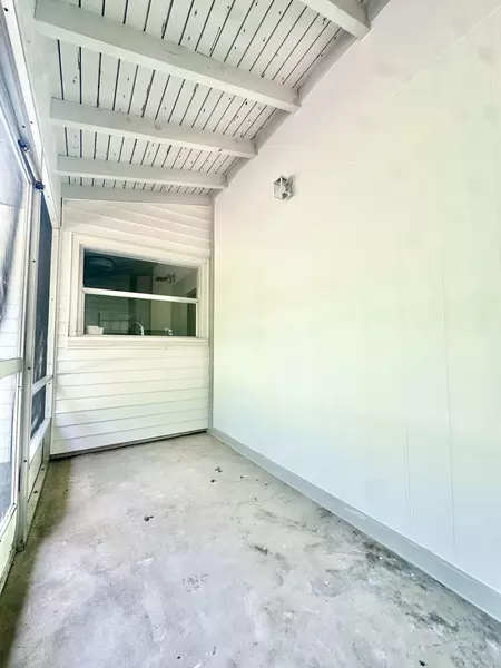 Coliving in Land O' Lakes - North Tampa, Tampa