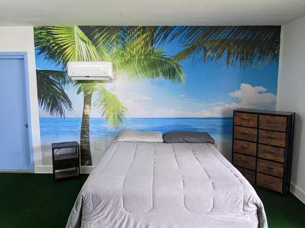 Coliving in Temple Terrace - North Tampa, Tampa