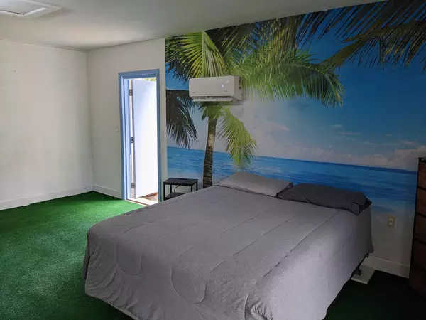 Coliving in Temple Terrace - North Tampa, Tampa