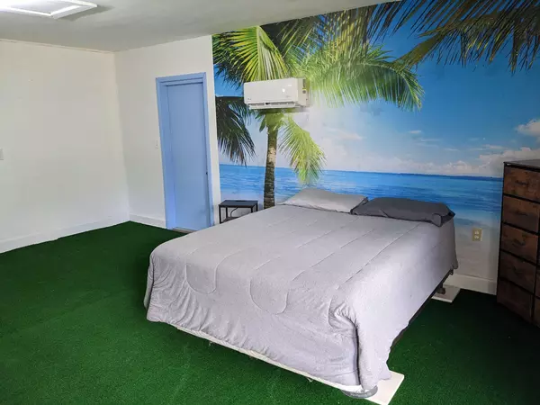 Coliving in Temple Terrace - North Tampa, Tampa