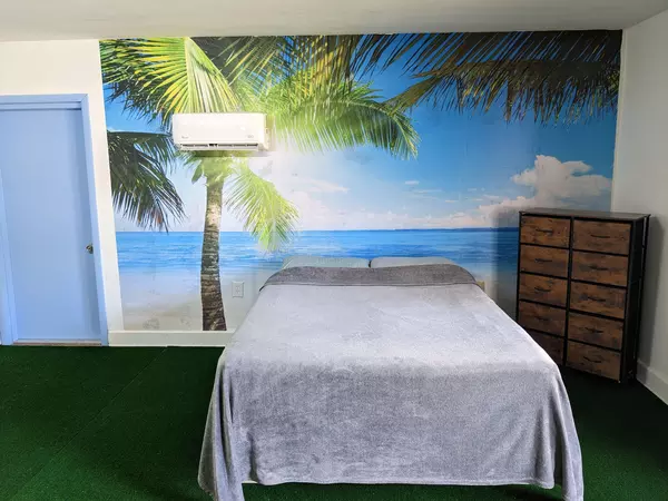 Coliving in Temple Terrace - North Tampa, Tampa