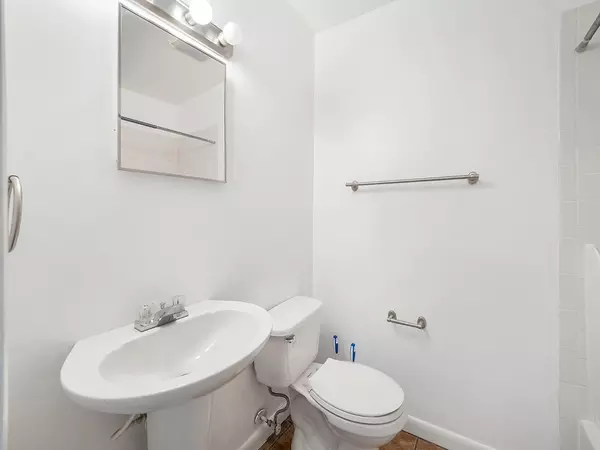 Coliving in Near Northeast - NE DC, Washington DC