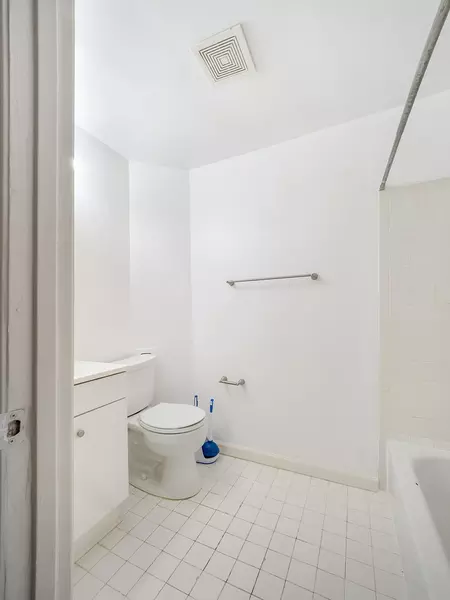 Coliving in Near Northeast - NE DC, Washington DC