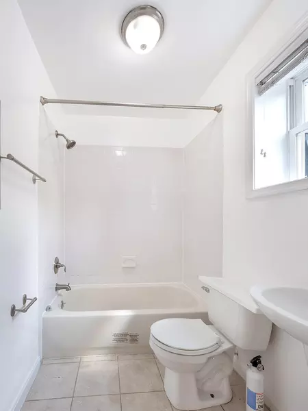 Coliving in Near Northeast - NE DC, Washington DC