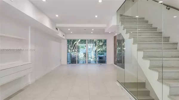 2 bedrooms apartment for rent in Beverly Terrace - Miami, Miami