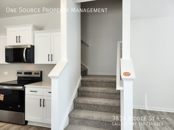 3 bedrooms apartment for rent in Northeast Greensboro - Greensboro, Greensboro