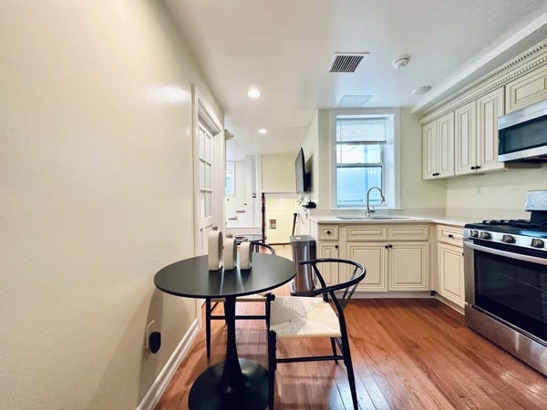 Coliving in Astoria - Queens, New York