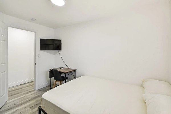 Coliving in Lealman - Clearwater-St. Petersburg, Tampa