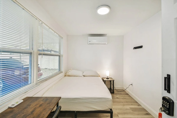 Coliving in Lealman - Clearwater-St. Petersburg, Tampa