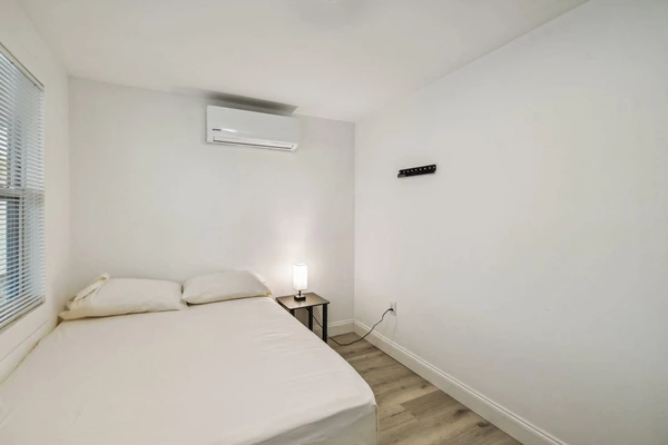 Coliving in Lealman - Clearwater-St. Petersburg, Tampa