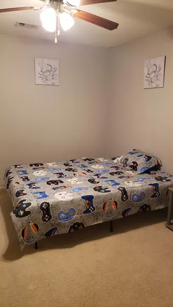 Coliving in Greater Greenspoint - Ne Houston, Houston