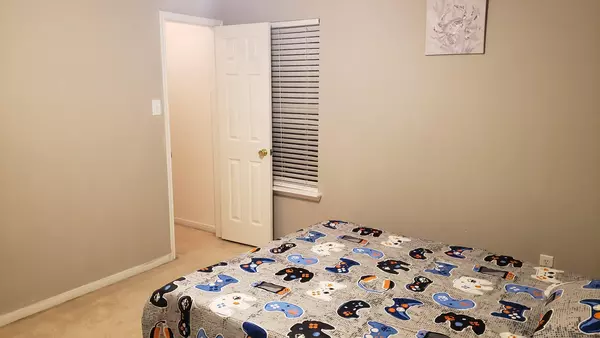 Coliving in Greater Greenspoint - Ne Houston, Houston