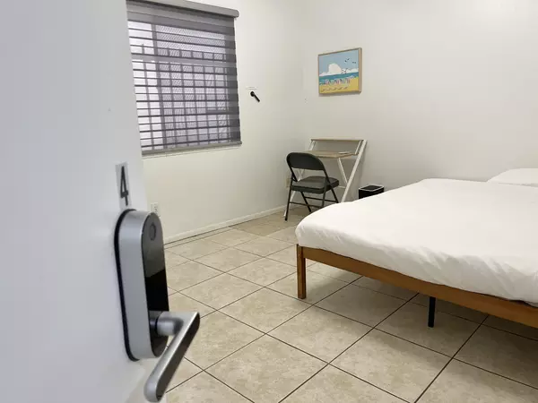 Coliving in Glendale - NW Valley, Phoenix