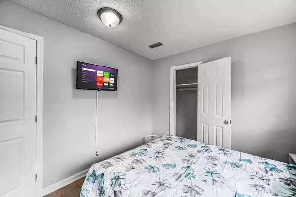 Coliving in Lake Forest - Northside, Jacksonville