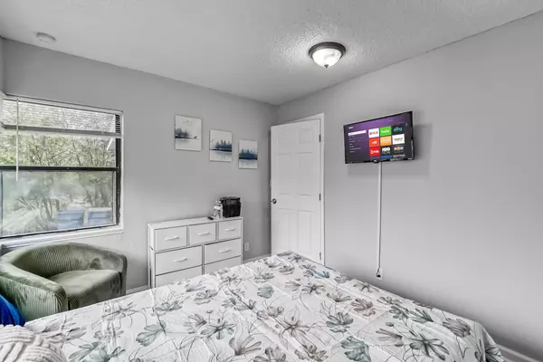 Coliving in Lake Forest - Northside, Jacksonville