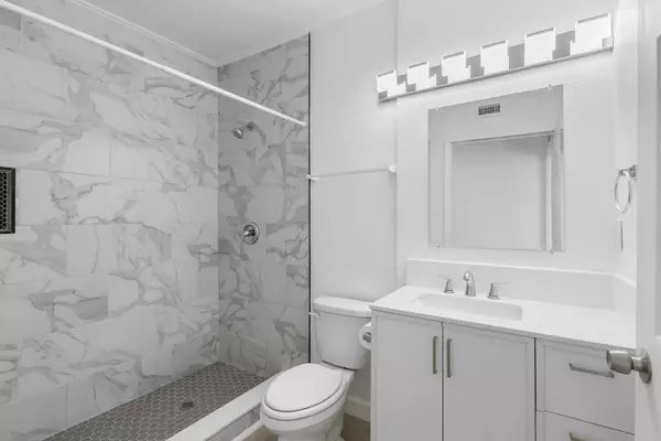 Coliving in Carver City-Lincoln Gardens - West Tampa, Tampa