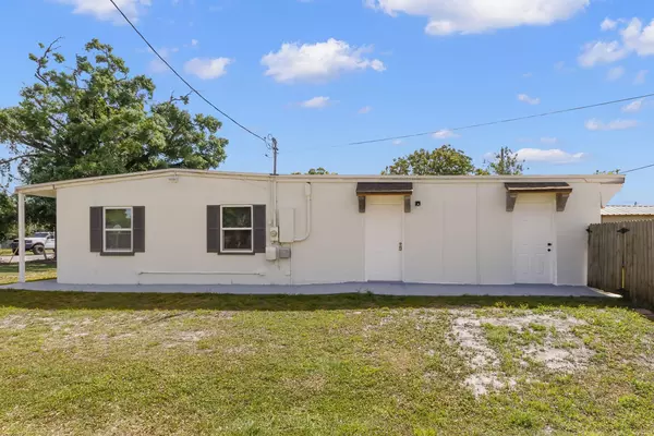 Coliving in Carver City-Lincoln Gardens - West Tampa, Tampa