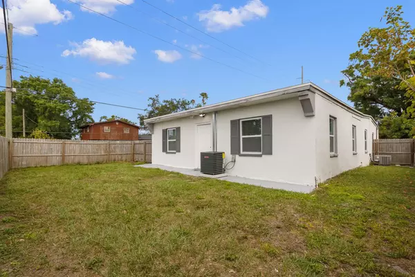 Coliving in Carver City-Lincoln Gardens - West Tampa, Tampa