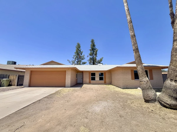 Coliving in Glendale - NW Valley, Phoenix