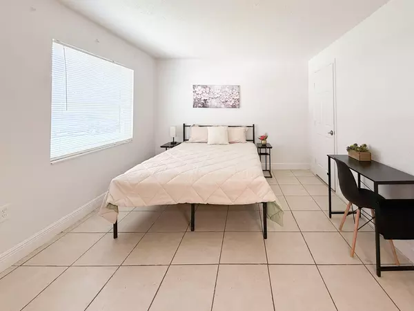 Coliving in Sulphur Springs - North Tampa, Tampa