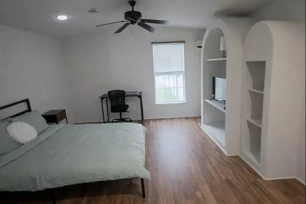 Coliving in Northshore - Ne Houston, Houston
