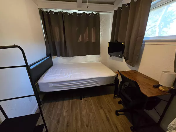 Coliving in Irving - Sw Dallas, Dallas