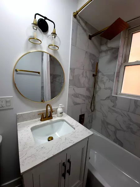 Coliving in Calumet Heights - Far Southeast Side, Chicago