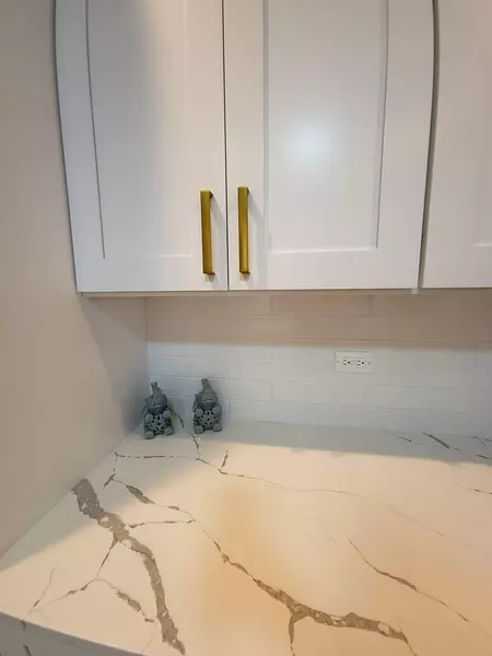 Coliving in Calumet Heights - Far Southeast Side, Chicago