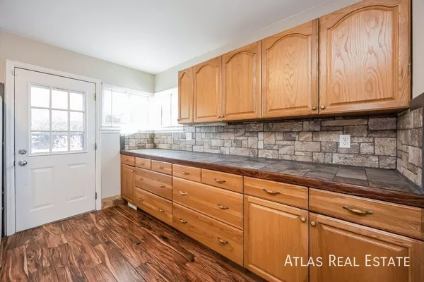 4 bedrooms apartment for rent in Southeast Colorado Springs - South COS, Colorado Springs