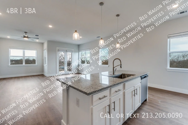 4 bedrooms apartment for rent in Government Hill - East SATX, San Antonio