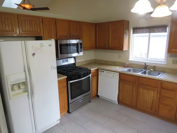 3 bedrooms apartment for rent in Stratmoor - South COS, Colorado Springs