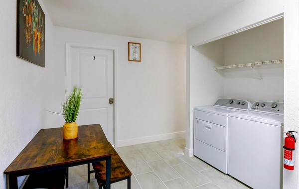 Coliving in Grant Park Tampa - East Tampa, Tampa