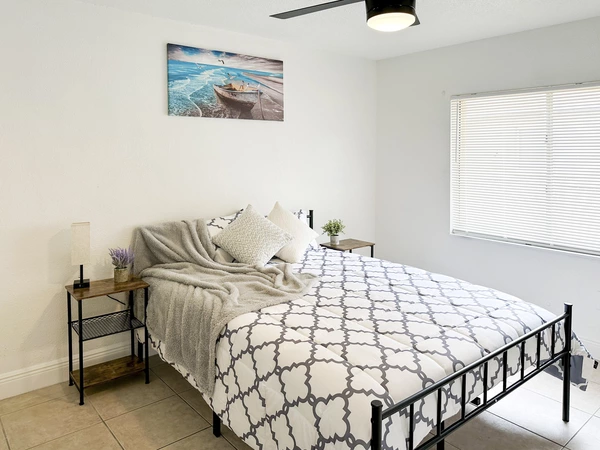 Coliving in Grant Park Tampa - East Tampa, Tampa