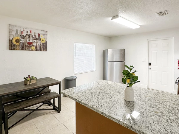 Coliving in Grant Park Tampa - East Tampa, Tampa