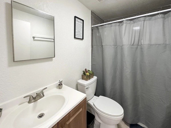 Coliving in Grant Park Tampa - East Tampa, Tampa