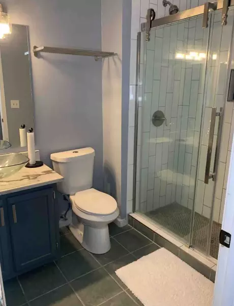 Coliving in Hickory Grove - East Charlotte, Charlotte