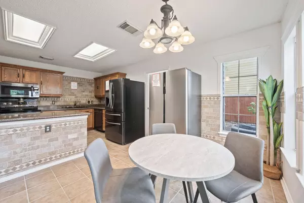 Coliving in Kyle - South Austin, Austin