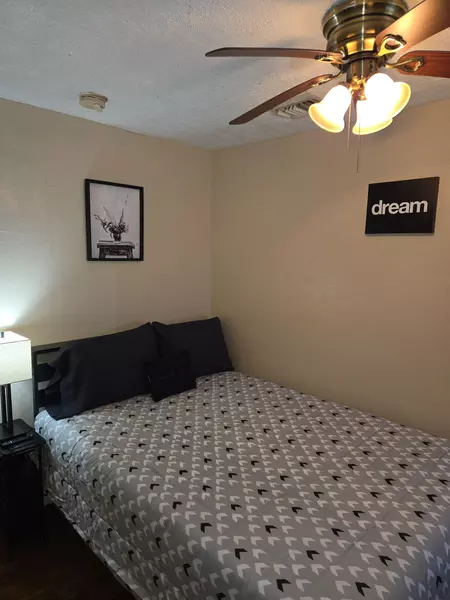 Coliving in Acres Home - Nw Houston, Houston