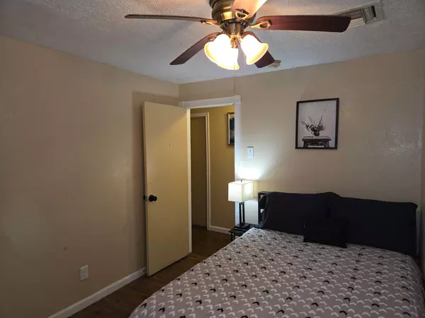 Coliving in Acres Home - Nw Houston, Houston